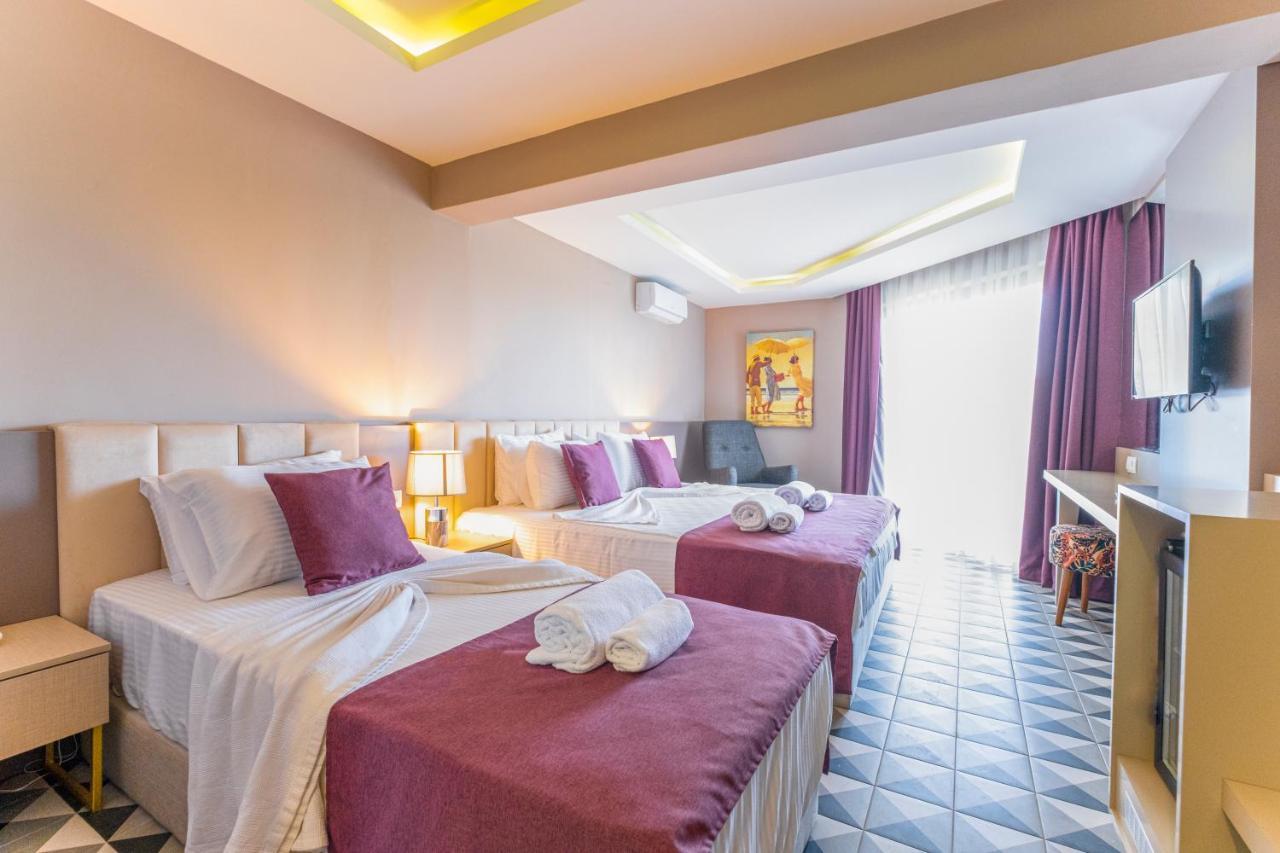Otel Feniks 3*